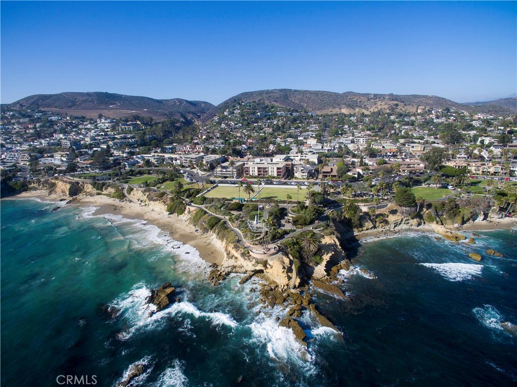 484 Cliff Drive 9, Laguna Beach CA 92651 - photo 1