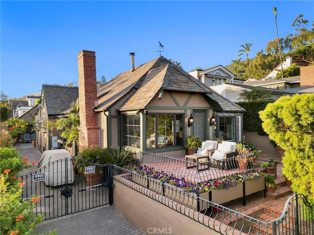 486 HOLLY Street, Laguna Beach CA 92651 - photo 1