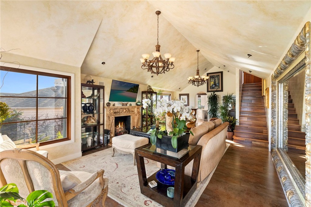 486 HOLLY Street, Laguna Beach CA 92651 - photo 5