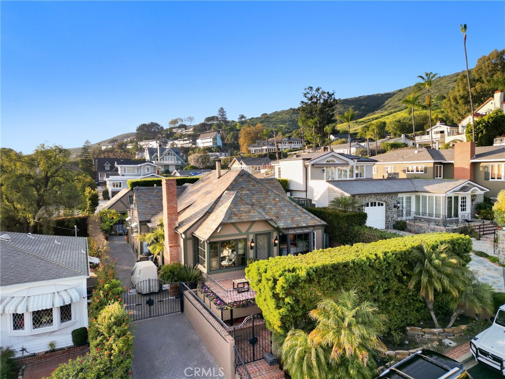 486 HOLLY Street, Laguna Beach CA 92651 - photo 34