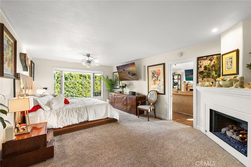 486 HOLLY Street, Laguna Beach CA 92651 - photo 10