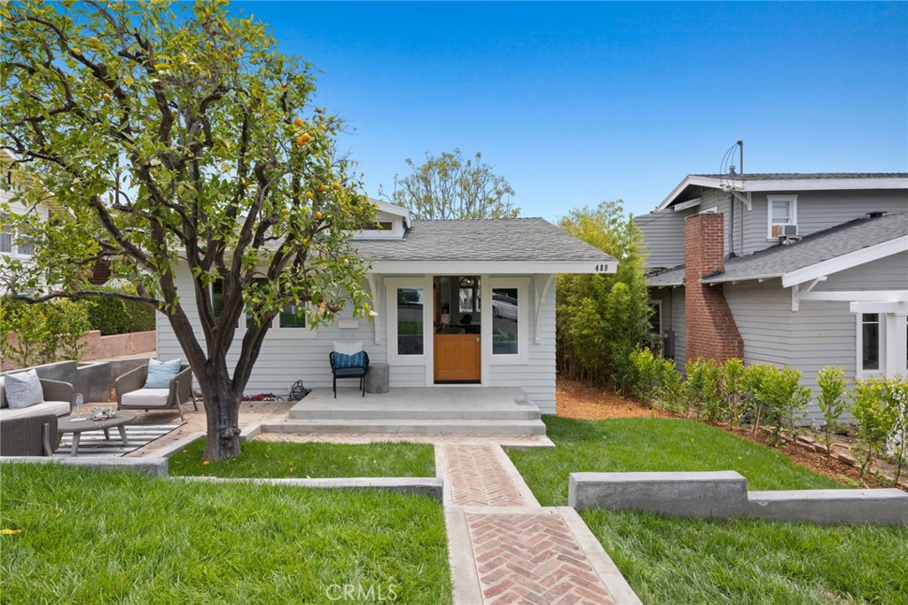 This pair of luxurious beach cottages presents an outstanding location on one of the most coveted streets in North Lagun - 489 Jasmine Street, Laguna Beach CA 92651 - photo 1