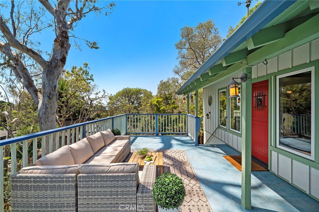 490 Arroyo Chico, Laguna Beach CA 92651 - photo 3