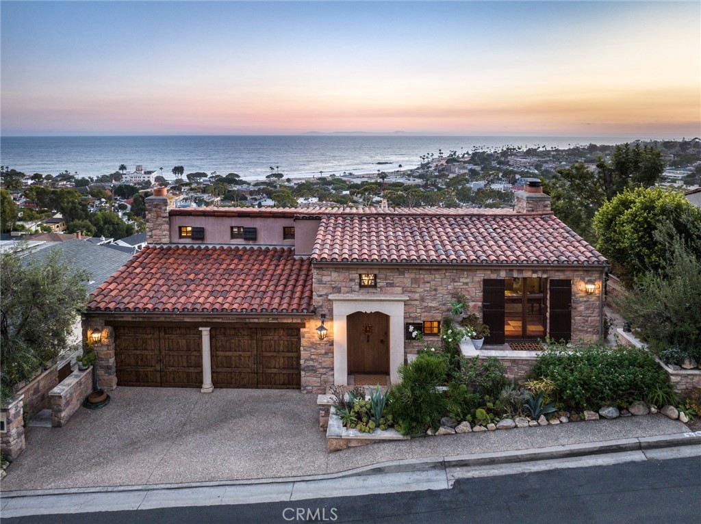 494 Hilledge Drive, Laguna Beach CA 92651 - photo 1