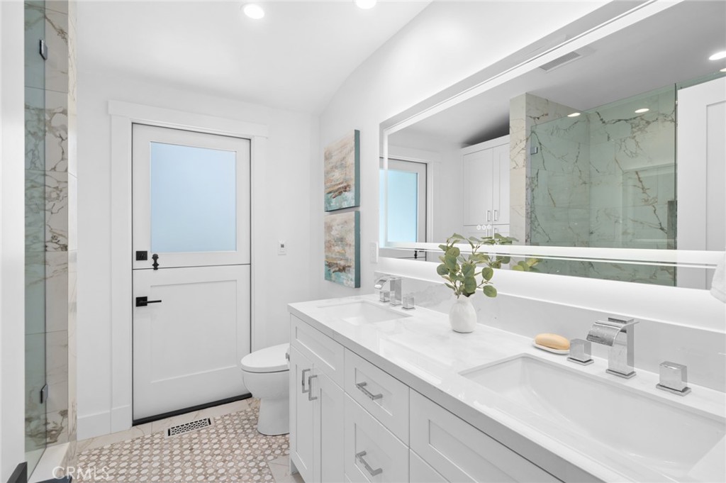 495 El Camino Del Mar, Laguna Beach CA 92651 - photo 13