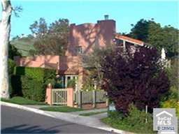 Dramatic curb appeal - 495 POPLAR Street, Laguna Beach CA 92651 - photo 1