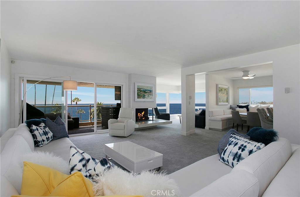 Entry View - 496 Cliff Street 5, Laguna Beach CA 92651 - photo 1
