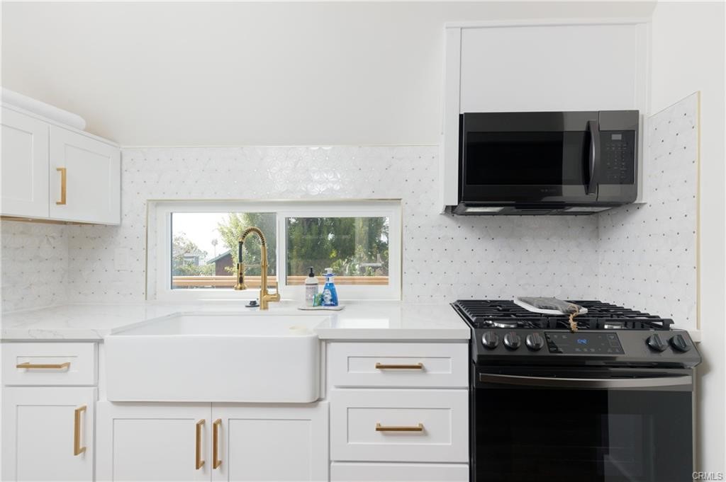 496 Cypress Drive, Laguna Beach CA 92651 - photo 8