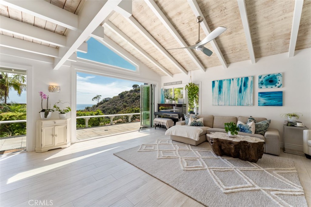499 Nyes Place, Laguna Beach CA 92651 - photo 3