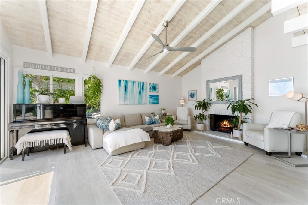 499 Nyes Place, Laguna Beach CA 92651 - photo 4
