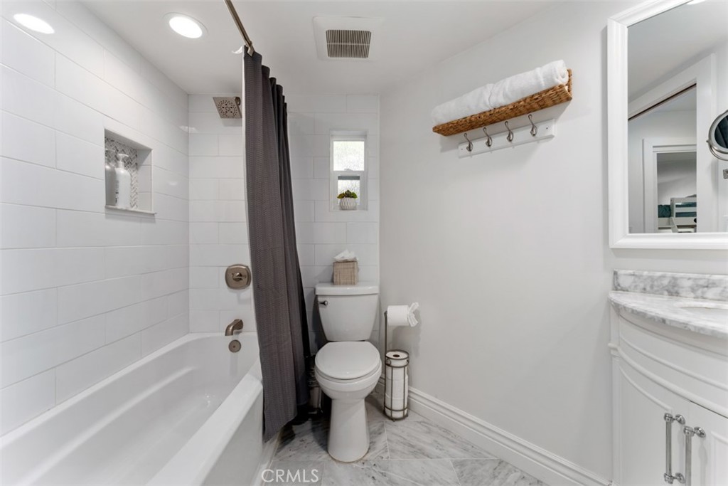 499 Nyes Place, Laguna Beach CA 92651 - photo 17