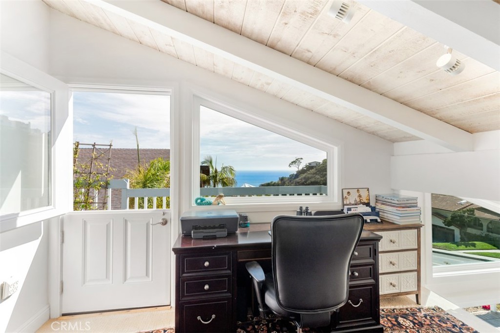 499 Nyes Place, Laguna Beach CA 92651 - photo 23