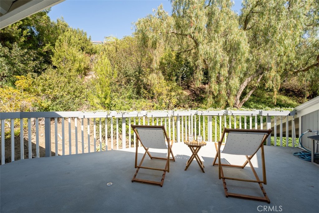 499 Nyes Place, Laguna Beach CA 92651 - photo 32