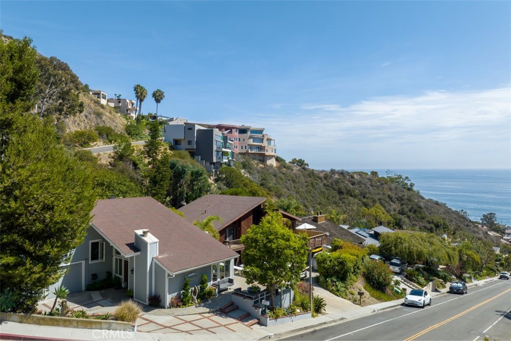 499 Nyes Place, Laguna Beach CA 92651 - photo 46