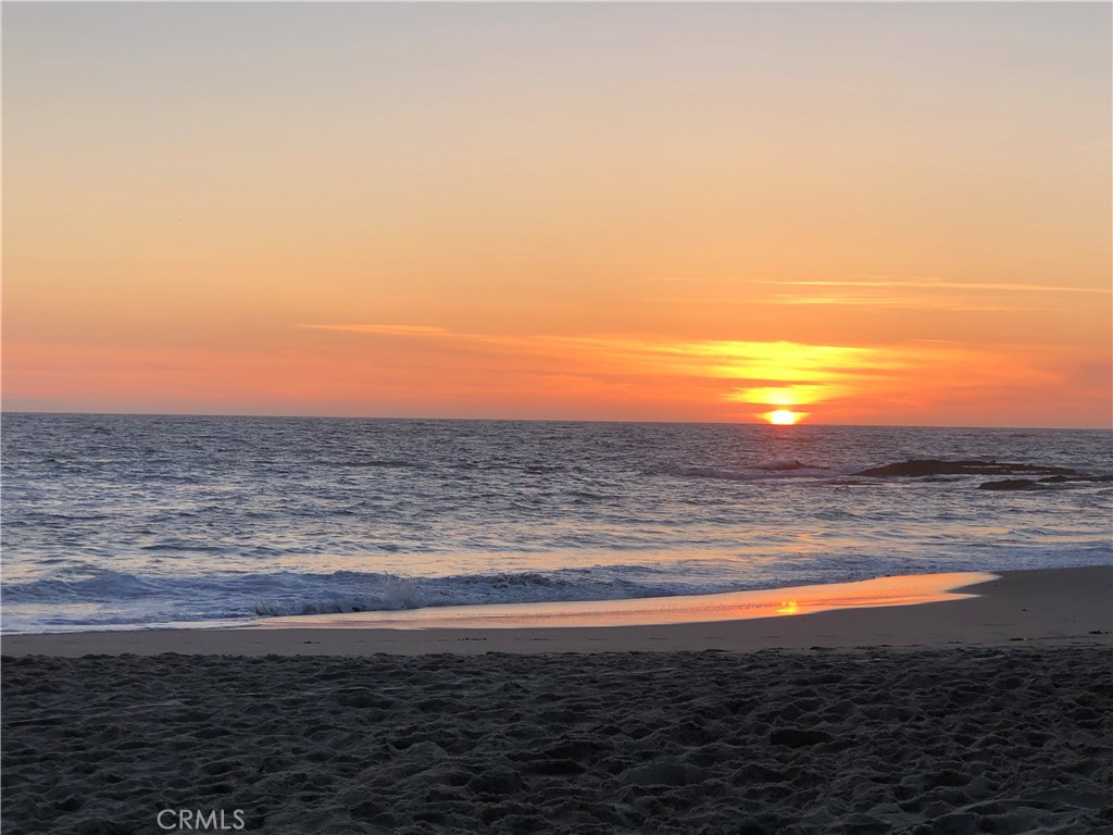 499 Nyes Place, Laguna Beach CA 92651 - photo 53