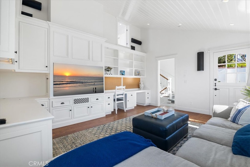 50 N La Senda Drive, Laguna Beach CA 92651 - photo 33