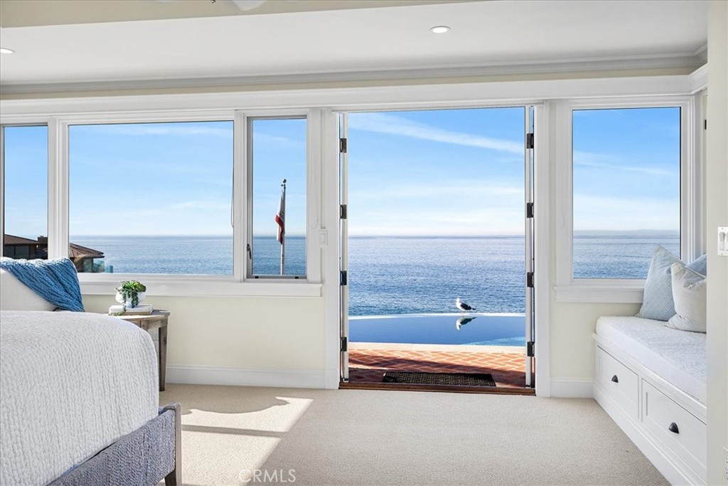 Downstairs bedroom #1 with ensuite. - 50 N La Senda Drive, Laguna Beach CA 92651 - photo 34