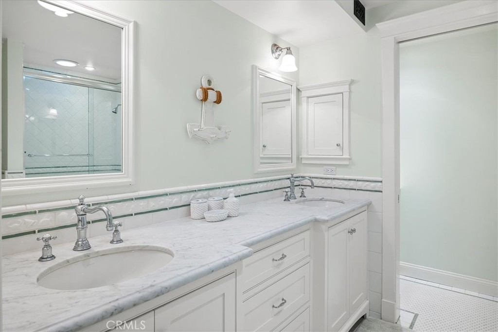 Downstairs bathroom #2 - 50 N La Senda Drive, Laguna Beach CA 92651 - photo 40