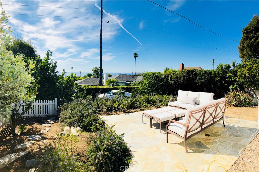 500 Mountain Road, Laguna Beach CA 92651 - photo 1