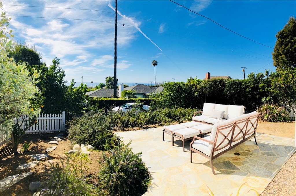 500 Mountain Road, Laguna Beach CA 92651 - photo 1