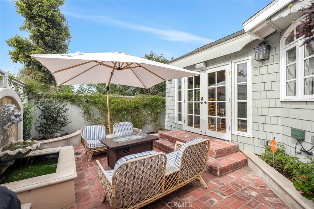 Another view of the back patio space, very private. - 501 Lombardy Lane, Laguna Beach CA 92651 - photo 25