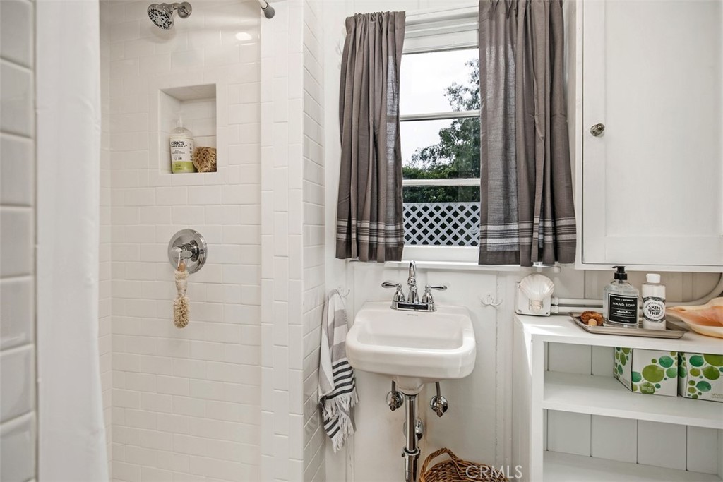 Bathroom with shower. - 509 Diamond Street, Laguna Beach CA 92651 - photo 5