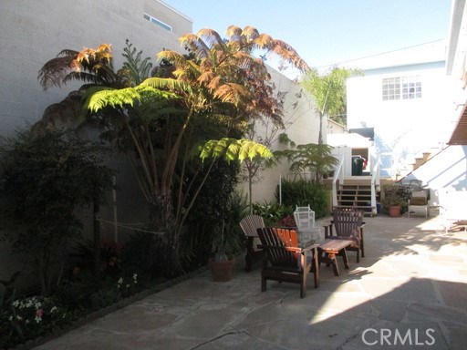 510 Glenneyre Street 7, Laguna Beach CA 92651 - photo 1