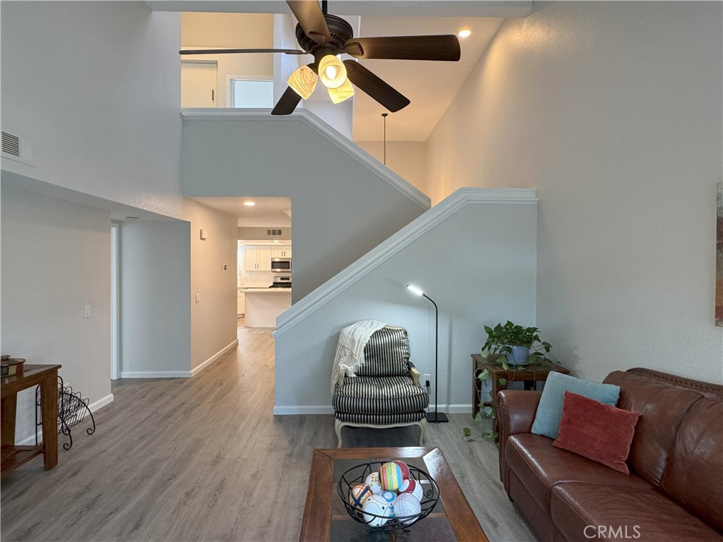Living room - 511 San Nicholas Court, Laguna Beach CA 92651 - photo 1