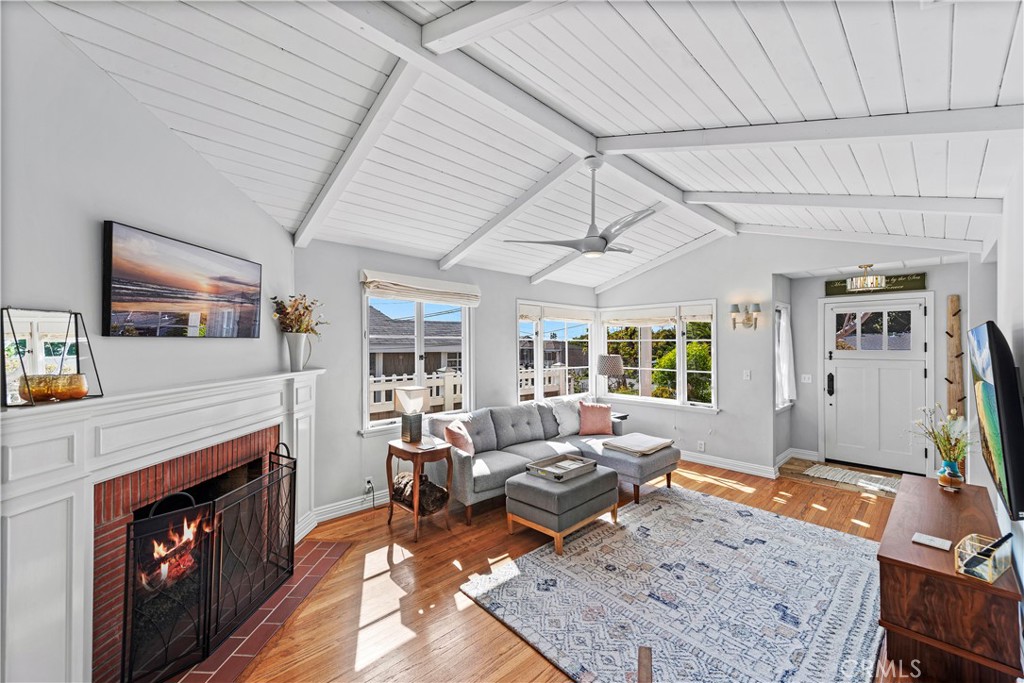 515 Oak Street, Laguna Beach CA 92651 - photo 1