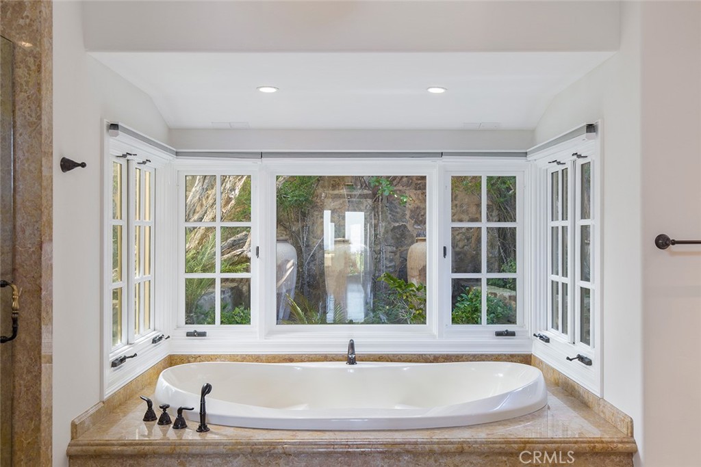 517 Emerald Bay, Laguna Beach CA 92651 - photo 18