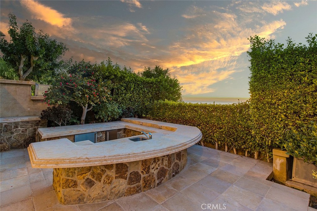 517 Emerald Bay, Laguna Beach CA 92651 - photo 29