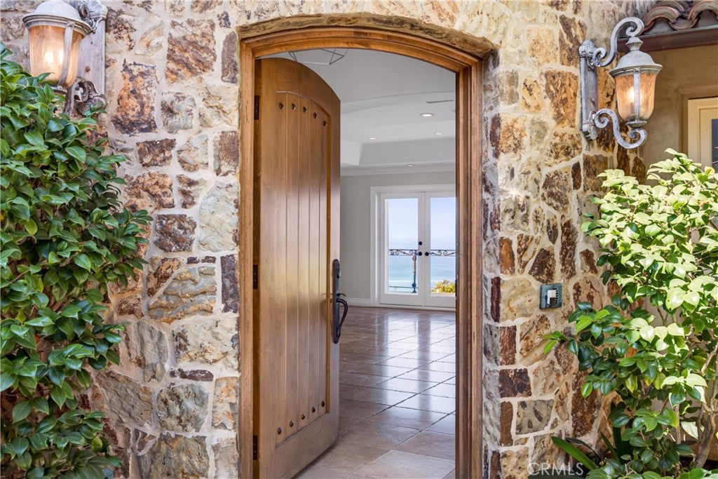 517 Emerald Bay, Laguna Beach CA 92651 - photo 35