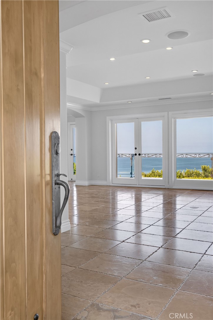 517 Emerald Bay, Laguna Beach CA 92651 - photo 55