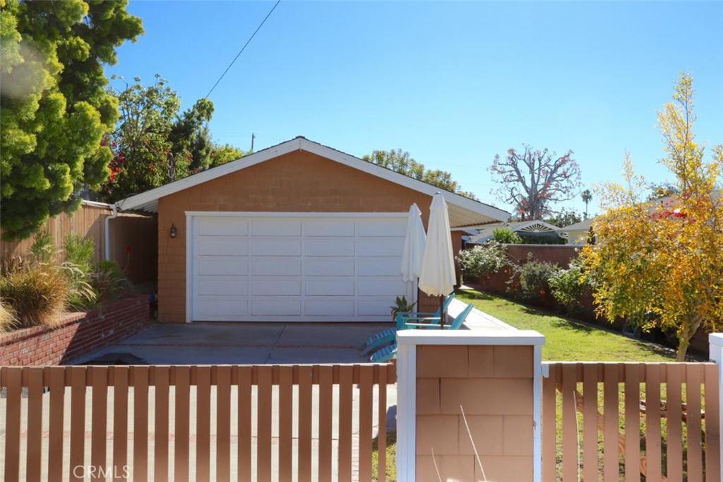 517 Oak Street, Laguna Beach CA 92651 - photo 1