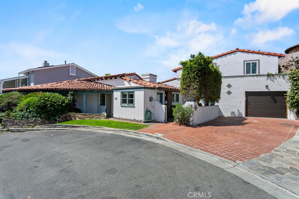 52 EMERALD BAY, Laguna Beach CA 92651 - photo 2