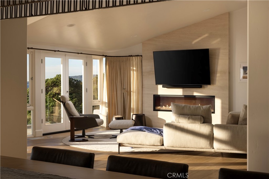 52 N Portola, Laguna Beach CA 92651 - photo 9