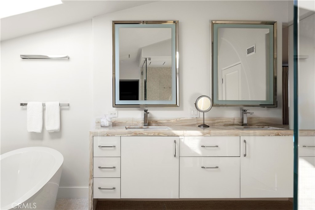 52 N Portola, Laguna Beach CA 92651 - photo 24