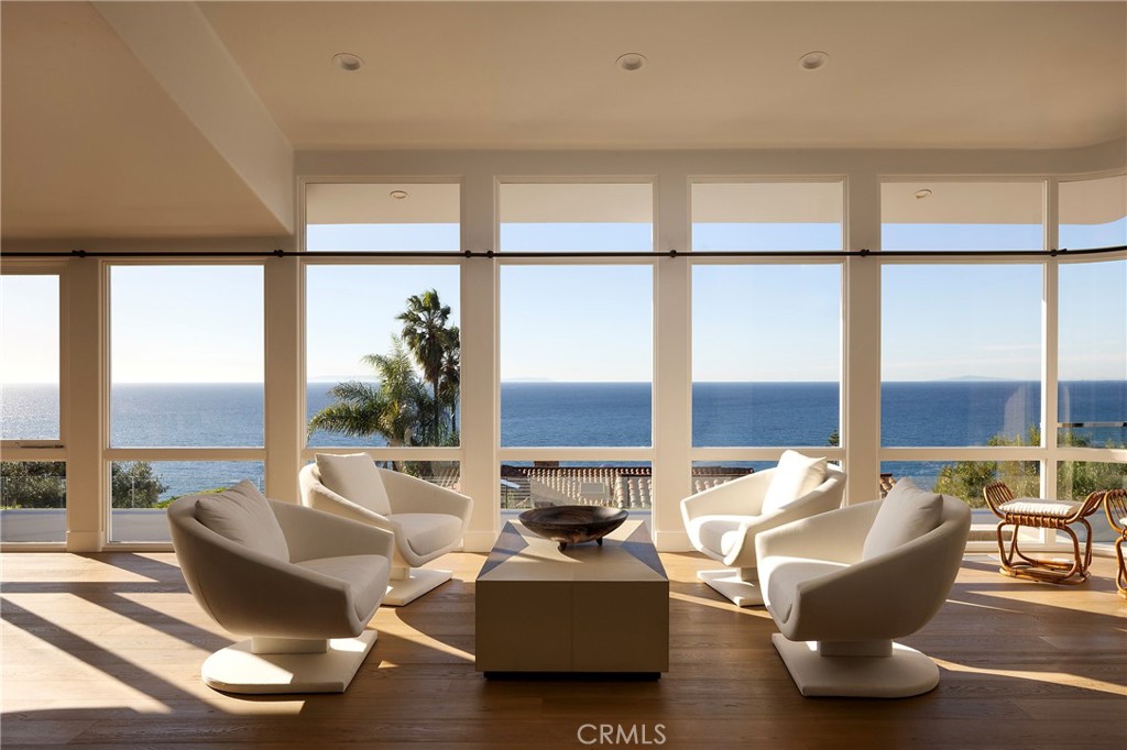52 N Portola, Laguna Beach CA 92651 - photo 3