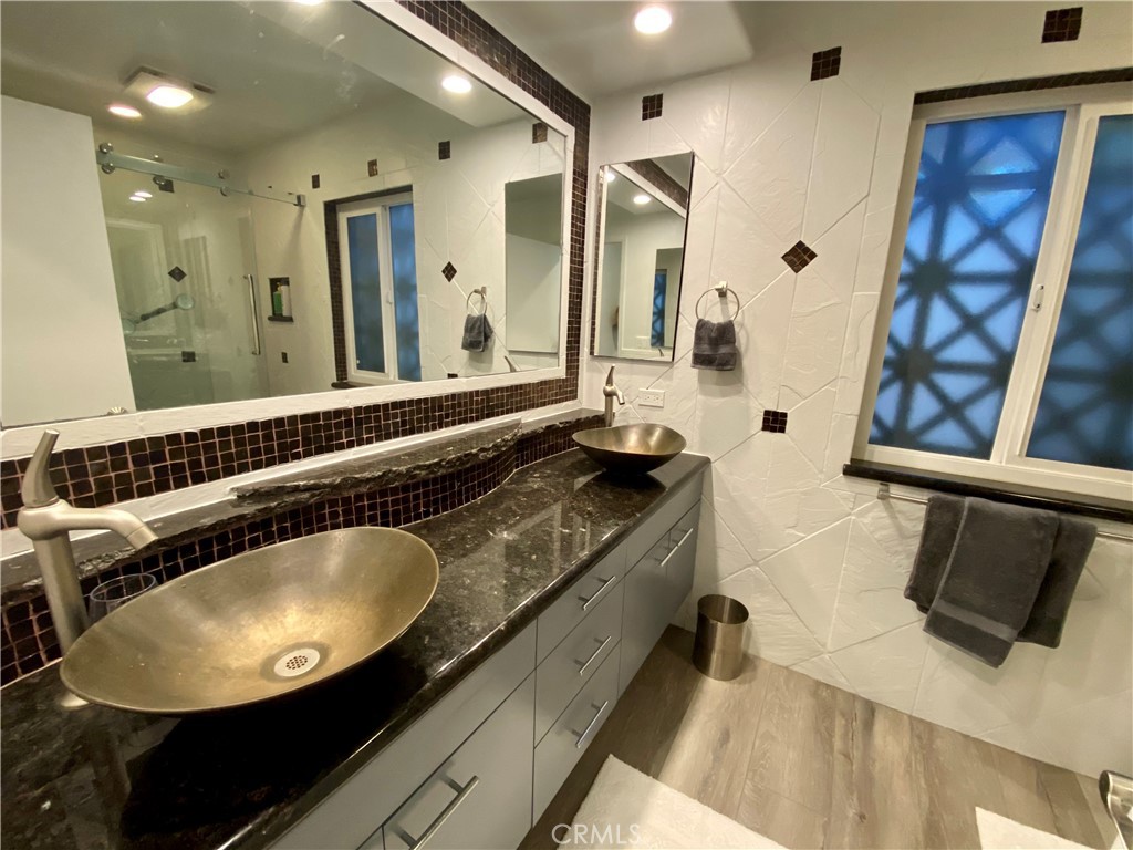 520 Cliff Drive 104, Laguna Beach CA 92651 - photo 8