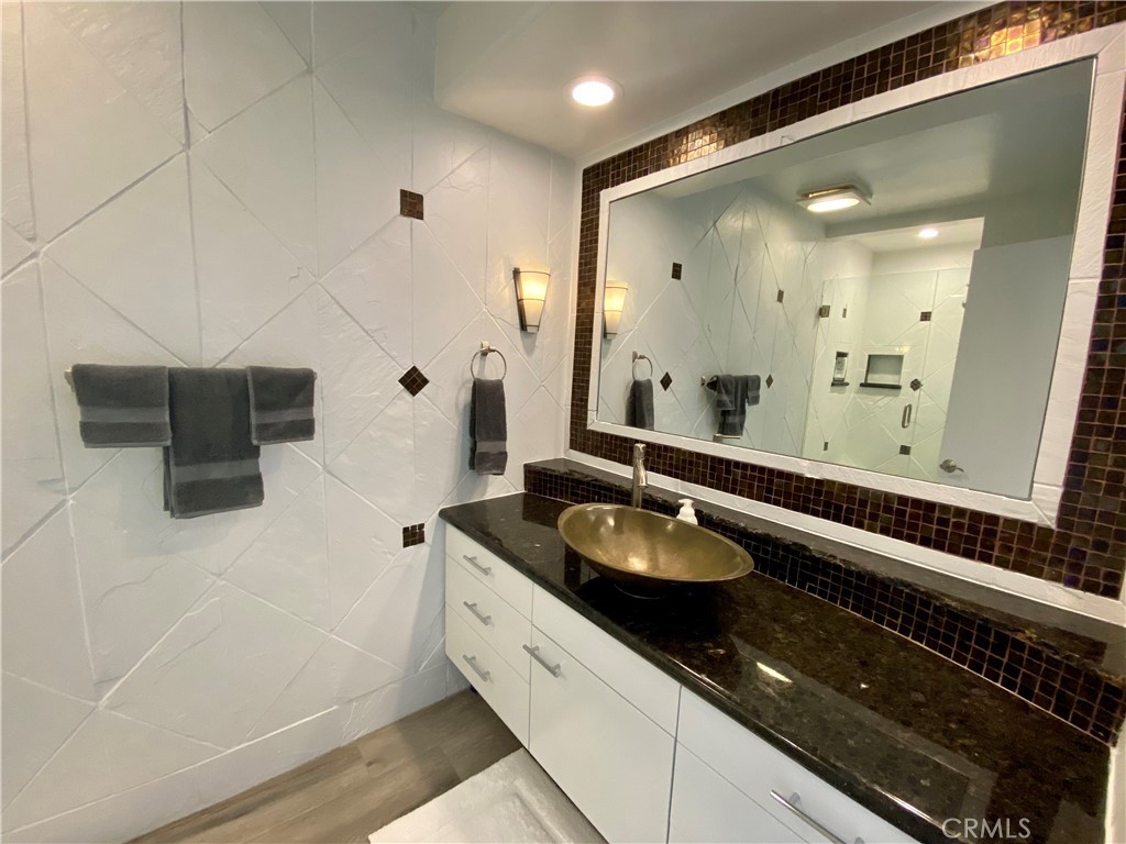 520 Cliff Drive 104, Laguna Beach CA 92651 - photo 10