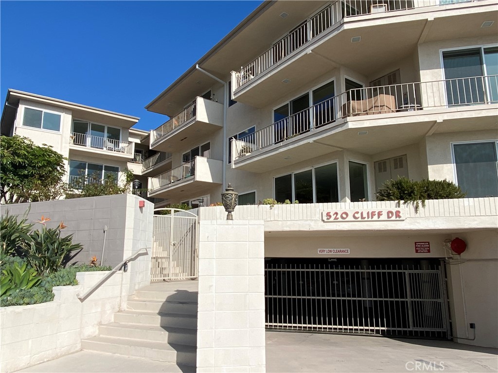 520 Cliff Drive 104, Laguna Beach CA 92651 - photo 12