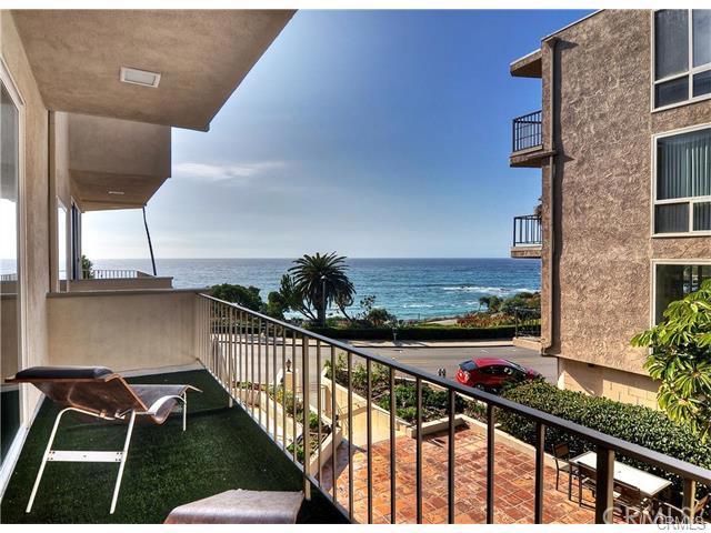 Flawless oceanfront condo. - 520 Cliff Drive 202, Laguna Beach CA 92651 - photo 1