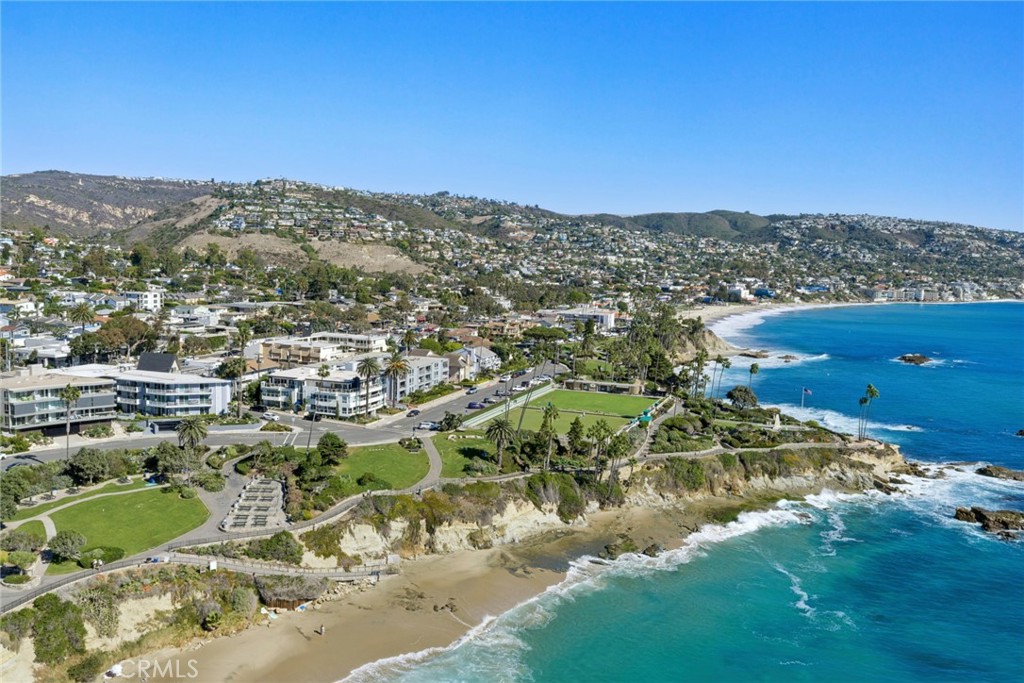520 Cliff Drive 202, Laguna Beach CA 92651 - photo 29