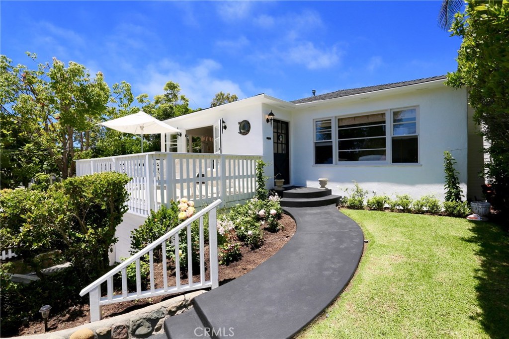 520 Graceland, Laguna Beach CA 92651 - photo 1