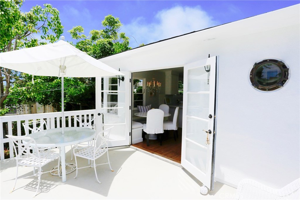 520 Graceland, Laguna Beach CA 92651 - photo 1