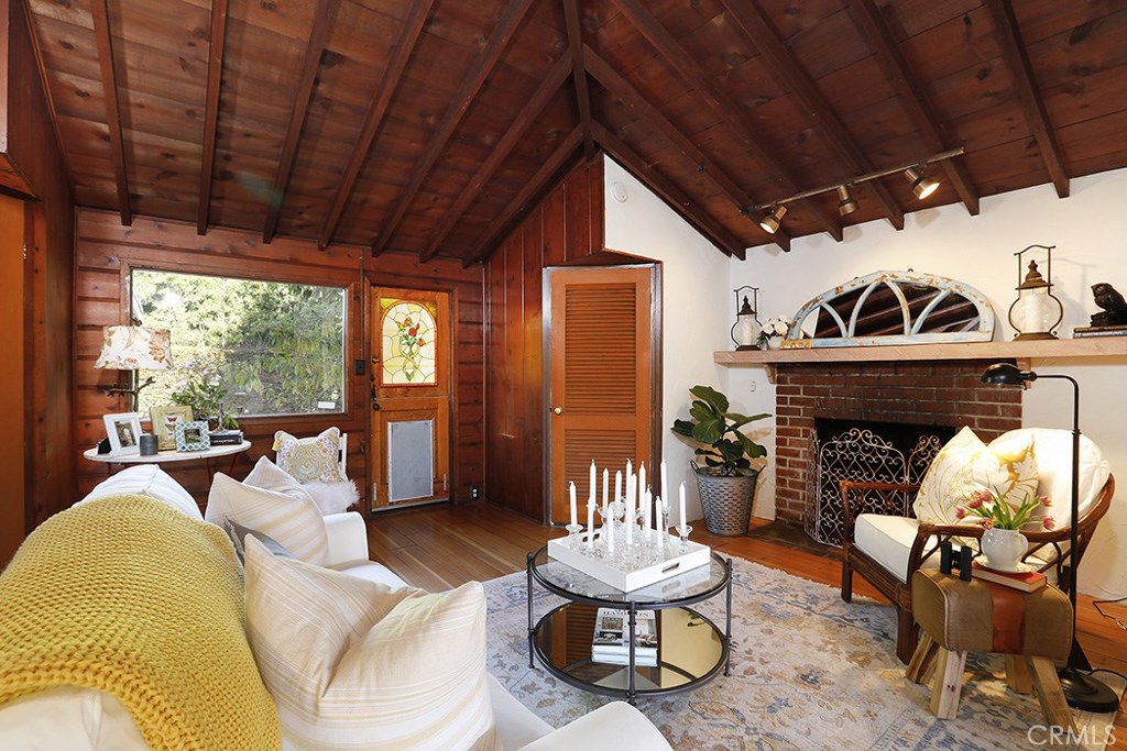 520 Oak Street, Laguna Beach CA 92651 - photo 1