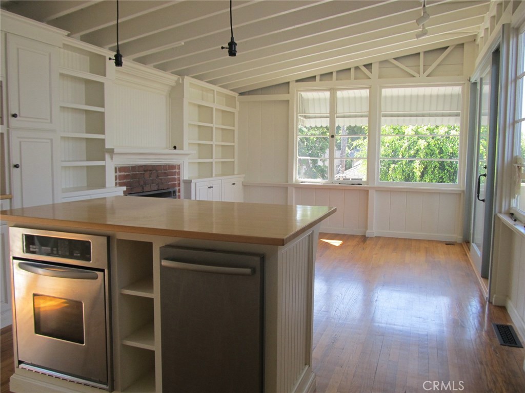 521 Anita Street, Laguna Beach CA 92651 - photo 1