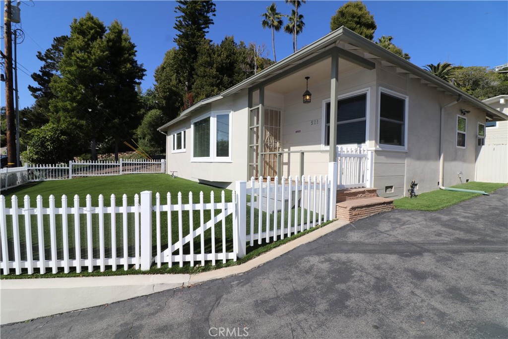 521 Center Street, Laguna Beach CA 92651 - photo 1