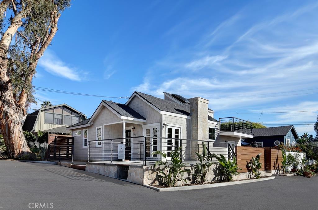 521 Seaview Street, Laguna Beach CA 92651 - photo 1