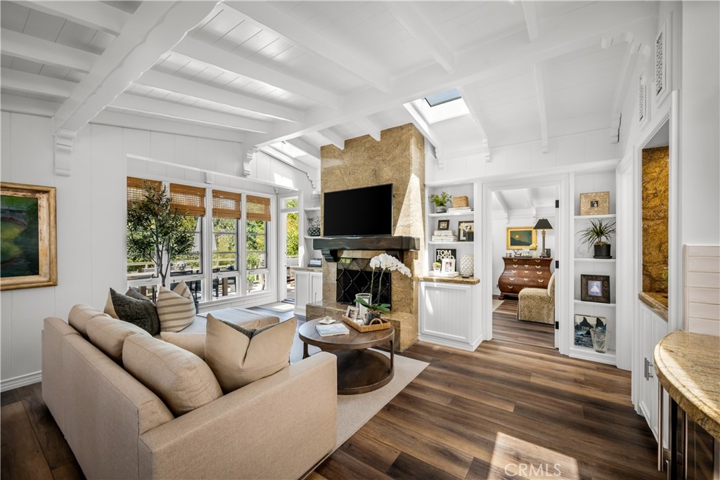 522 Thalia Street, Laguna Beach CA 92651 - photo 11